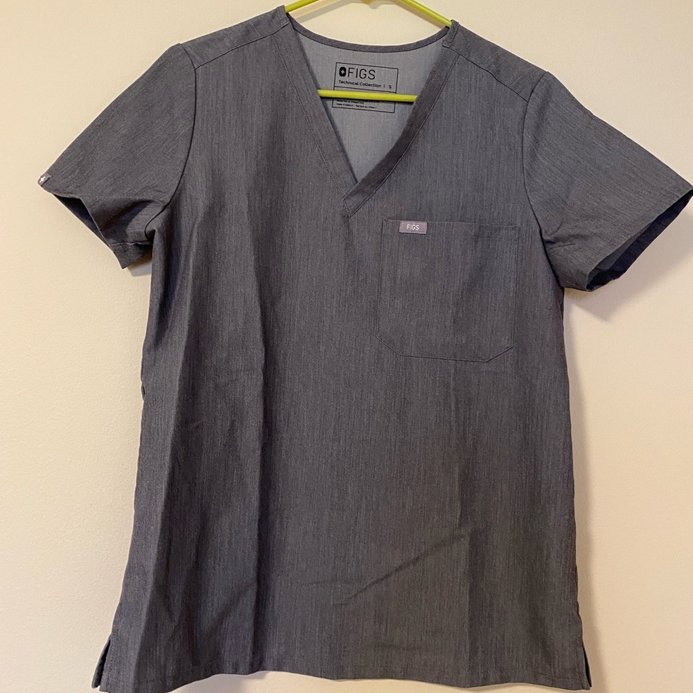 Figs Catrina technical collection scrub top graphite size small one pocket